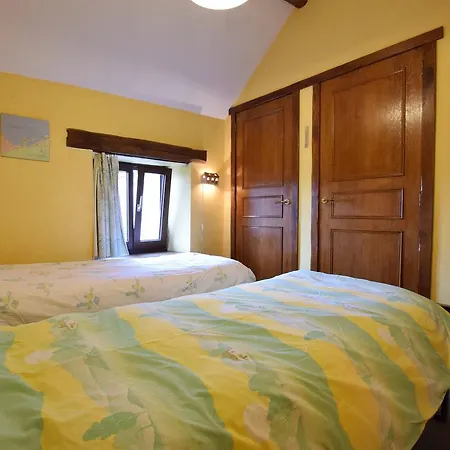 Rustic Holiday In Septon With Private Garden Ferienhaus