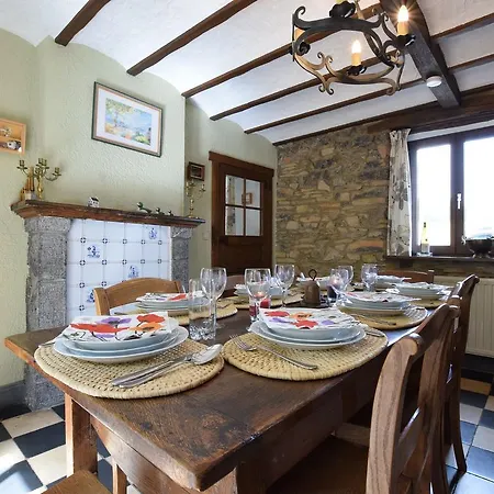 Rustic Holiday In Septon With Private Garden Ferienhaus