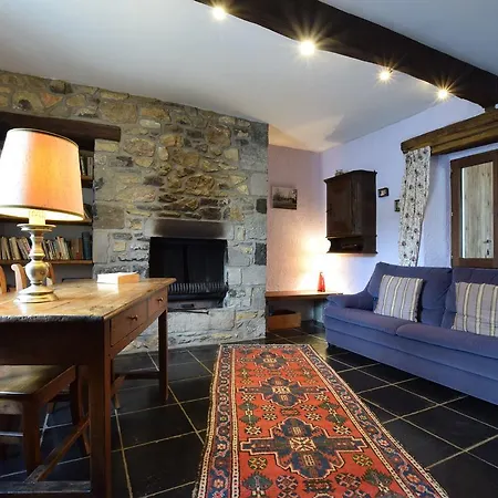 Rustic Holiday In Septon With Private Garden